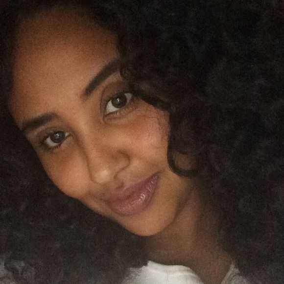 Meet your Posher, Netsanet - Picture 1 of 1